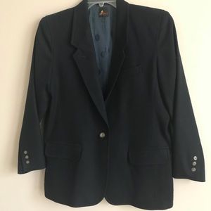 NWOT Classic Navy Liz Claiborne Petite Wool Blazer